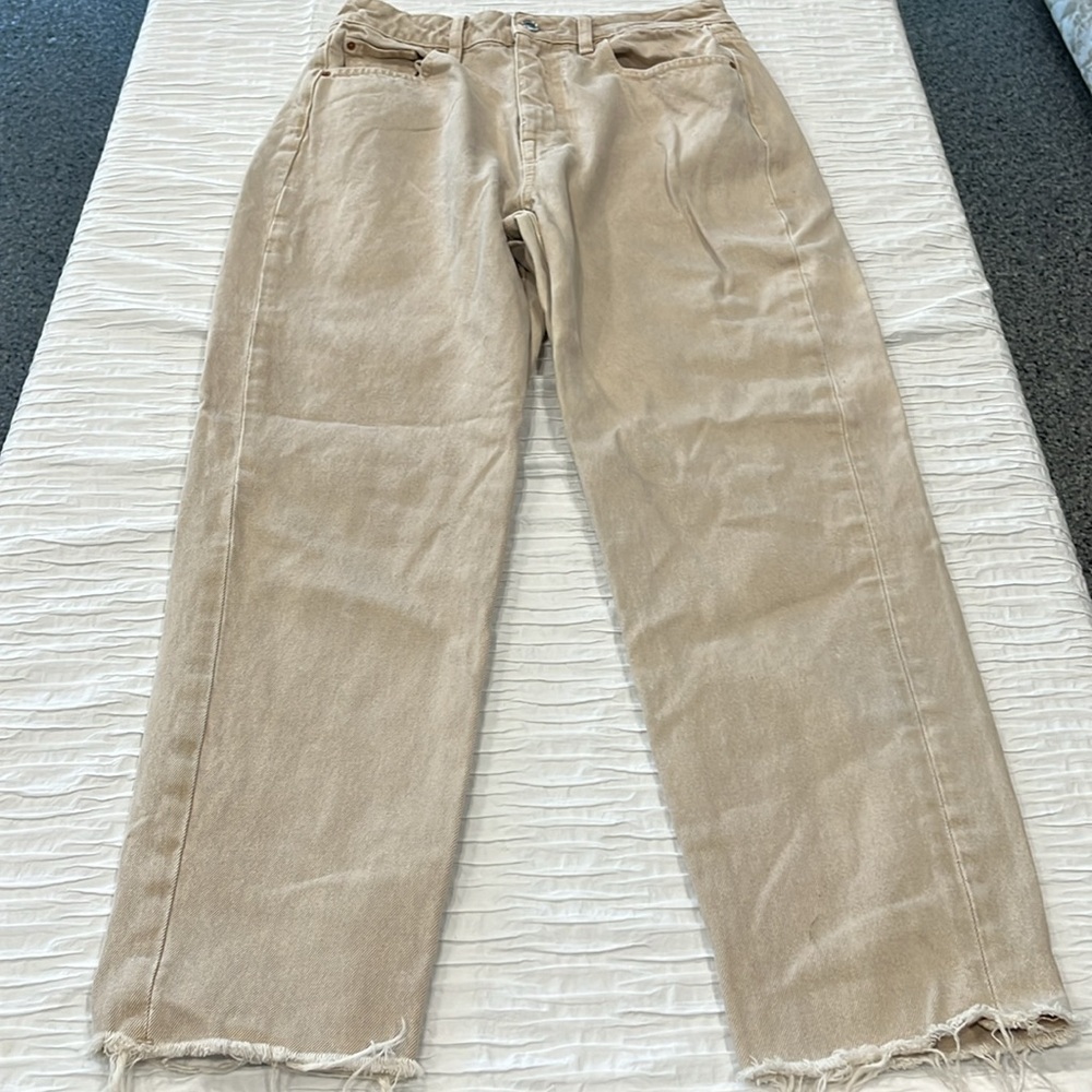 ZARA jeans mom jeans high waist straight size 8 women’s cream colored